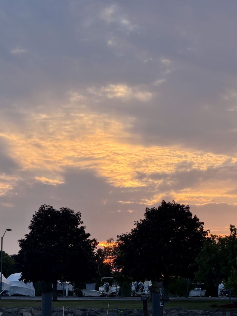 Image for the Tweet beginning: Nite nite from Danvers. #boston