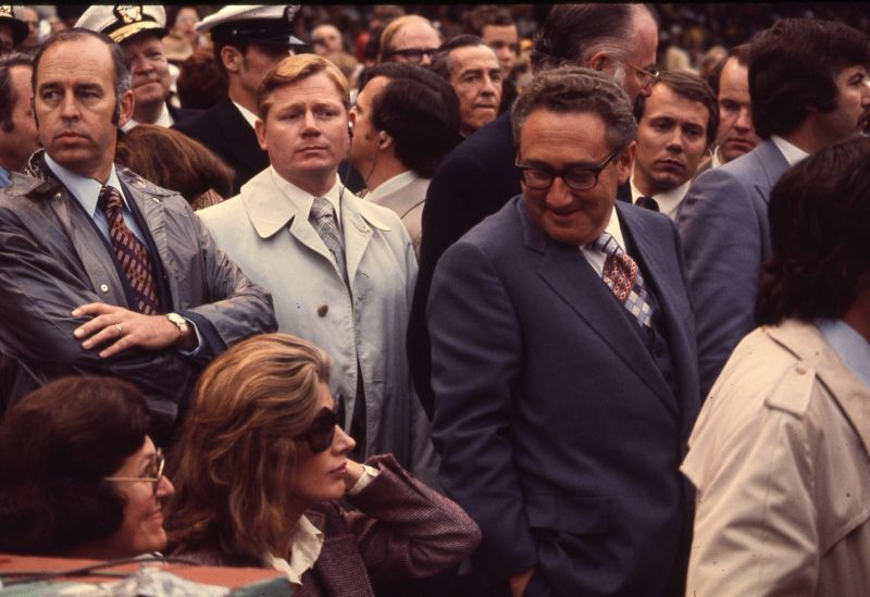 Image for the Tweet beginning: Nancy and Henry Kissinger at