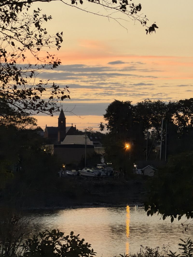 Image for the Tweet beginning: Nice morning. #boston 